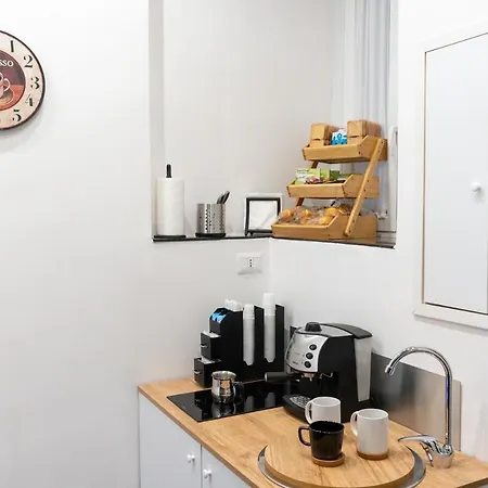 Santa Lucy L.a.m. 4*